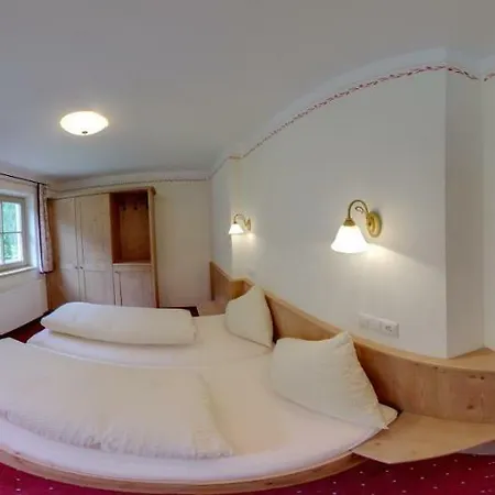Landhaus Wildes Wasser Neustift im Stubaital Esterno foto